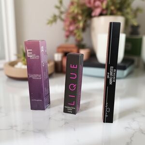 NWOT 3 piece makeup with lipstick, lip liner and eyelash growth